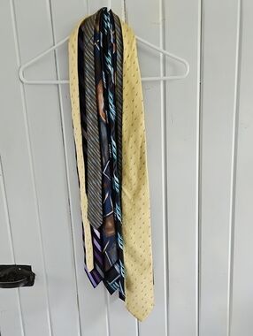 Patterned Men's Ties  - Classic Neckwear 5 Of Them